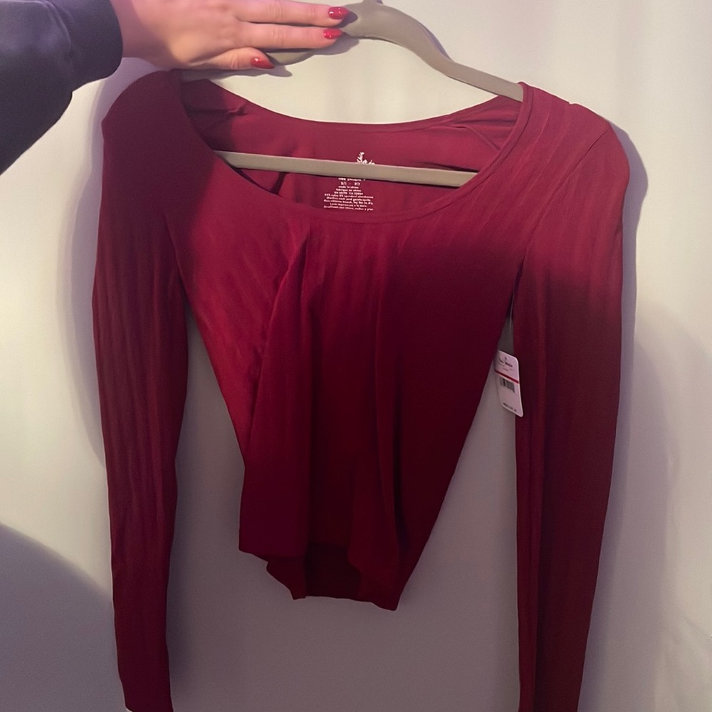 Ribbed maroon free people long sleeve